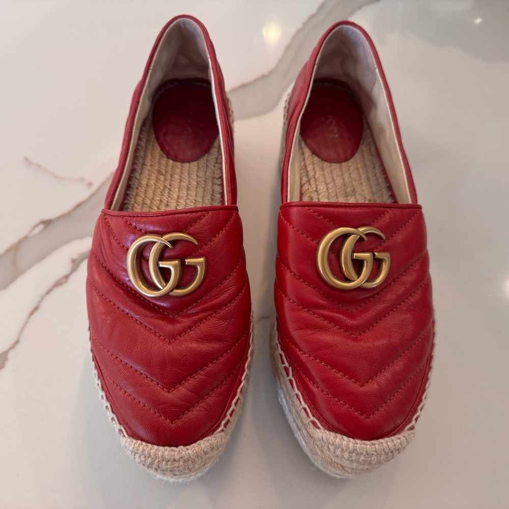 Authentic Gucci straw-woven plataform shoes